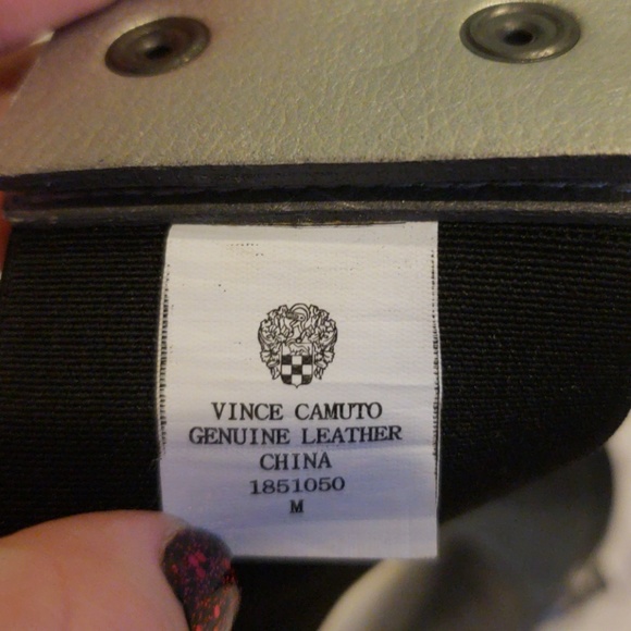 Leather and rhinestone stud stretch belt - Picture 4 of 4